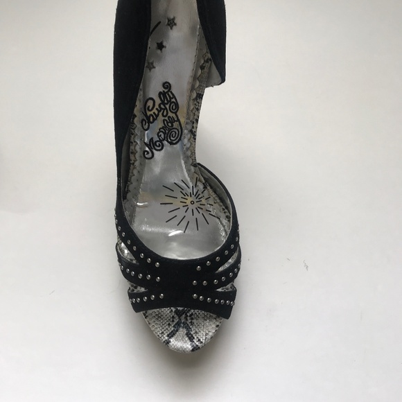 NWT Carlos Santana Naughty Monkey Fiesta Peep Toe Heels. Black. 8 1/2 Medium - Picture 2 of 7